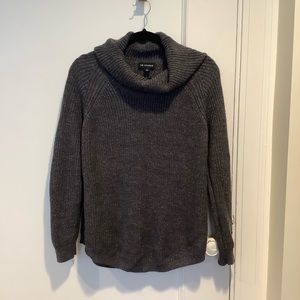 Glitter loose turtleneck sweater